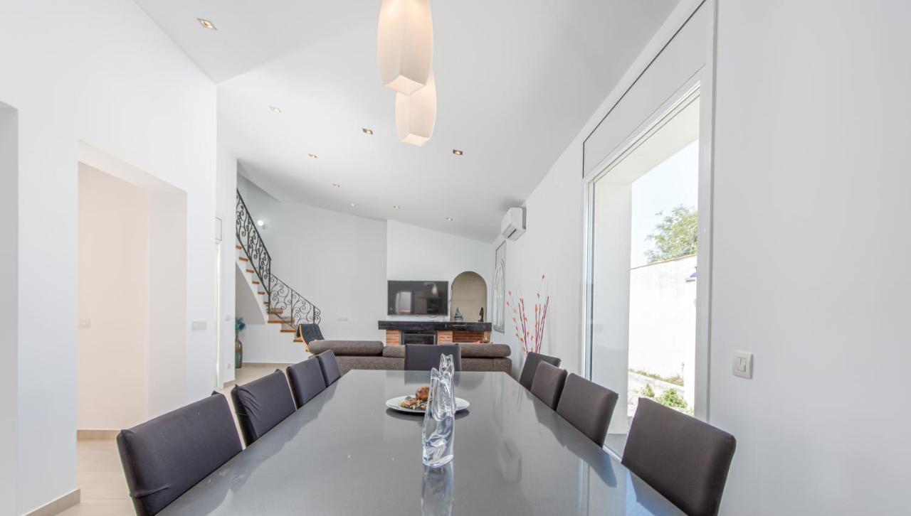 Goldhome - New House With Private Heated Pool, Parking, Wifi, Games Room Empuriabrava Eksteriør billede